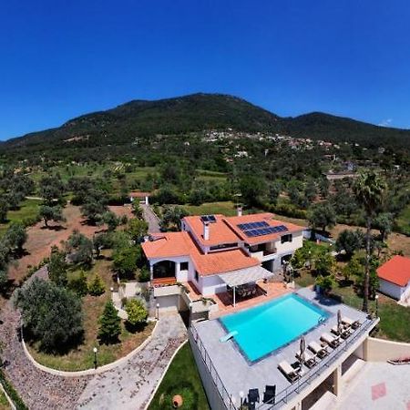 Kouvelia Country Home Luxury Villa Rental Nerotrivia Bagian luar foto