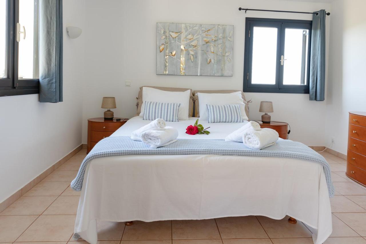 Kouvelia Country Home Luxury Villa Rental Nerotrivia Bagian luar foto