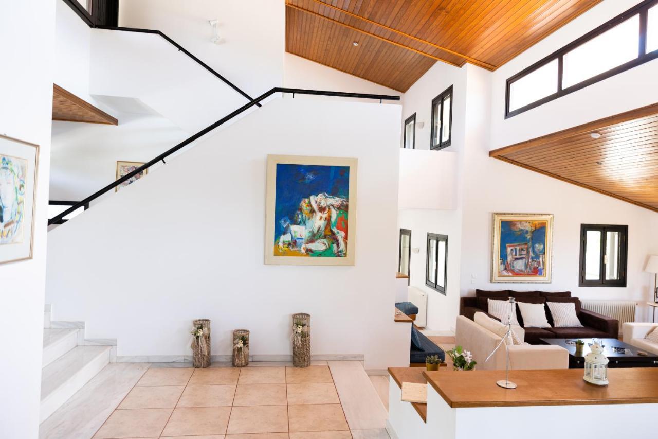 Kouvelia Country Home Luxury Villa Rental Nerotrivia Bagian luar foto