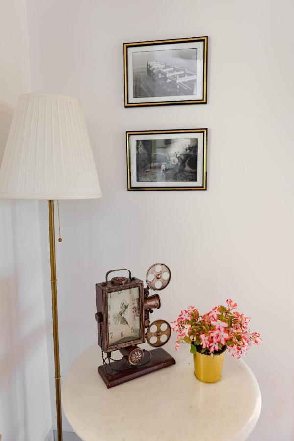 Kouvelia Country Home Luxury Villa Rental Nerotrivia Bagian luar foto
