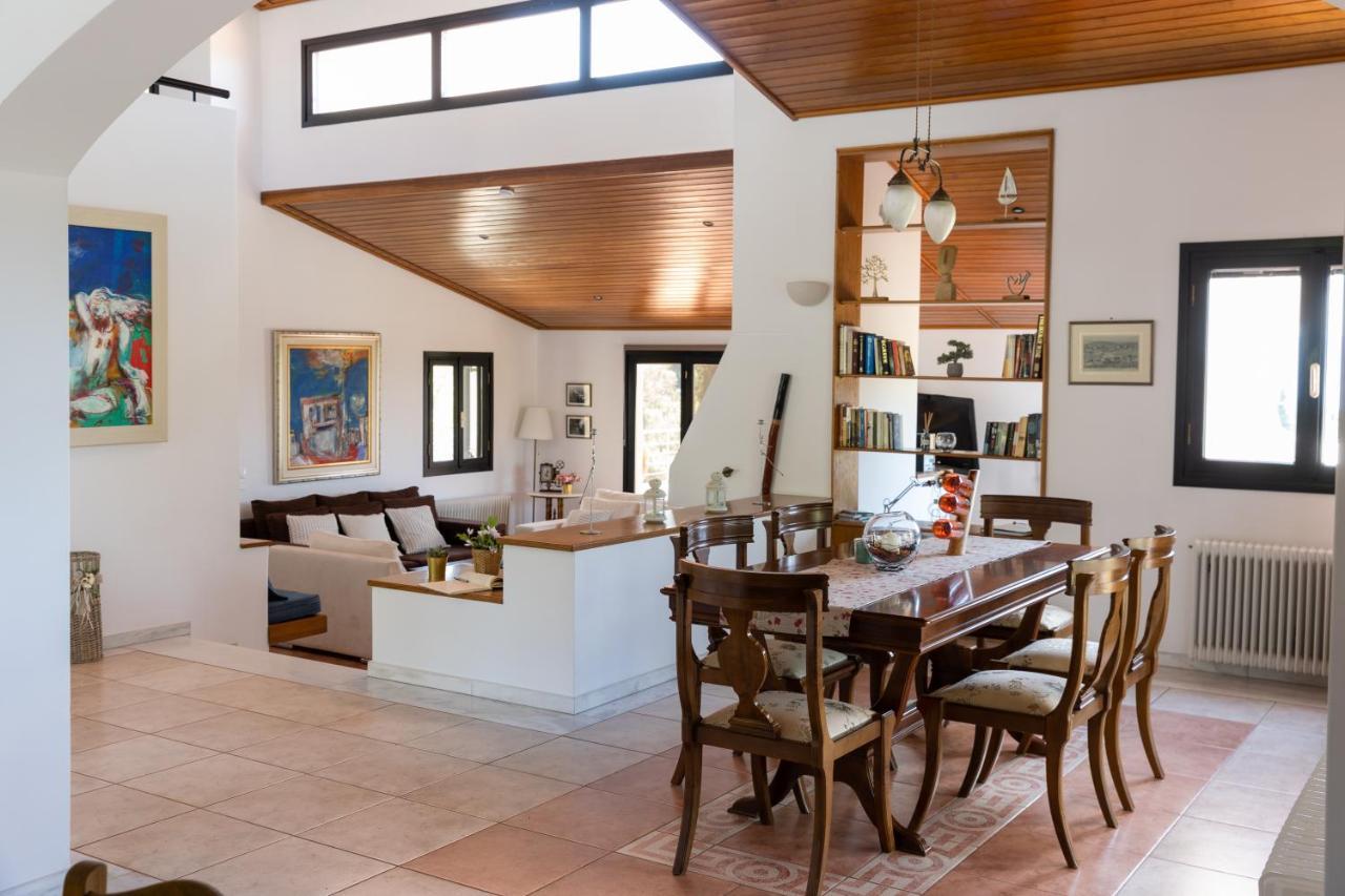 Kouvelia Country Home Luxury Villa Rental Nerotrivia Bagian luar foto