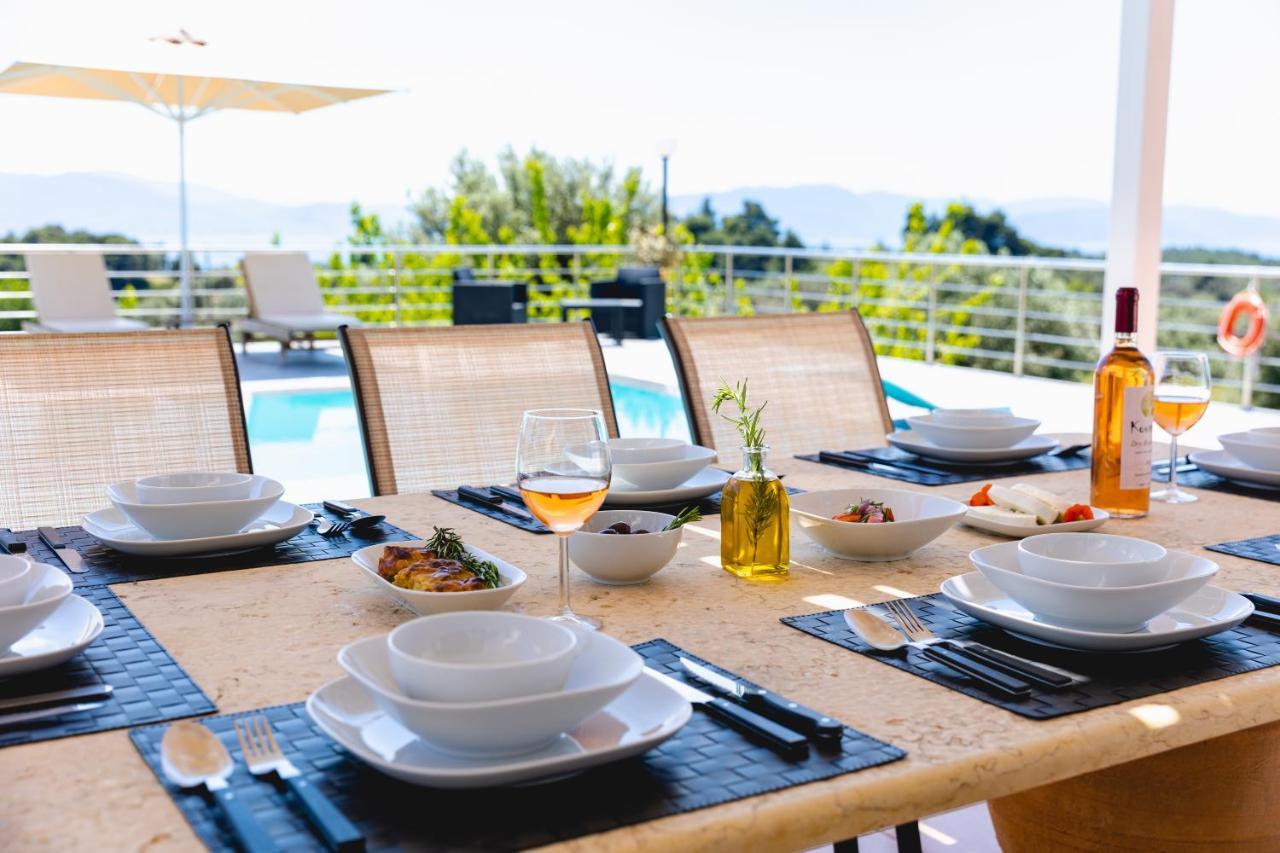 Kouvelia Country Home Luxury Villa Rental Nerotrivia Bagian luar foto