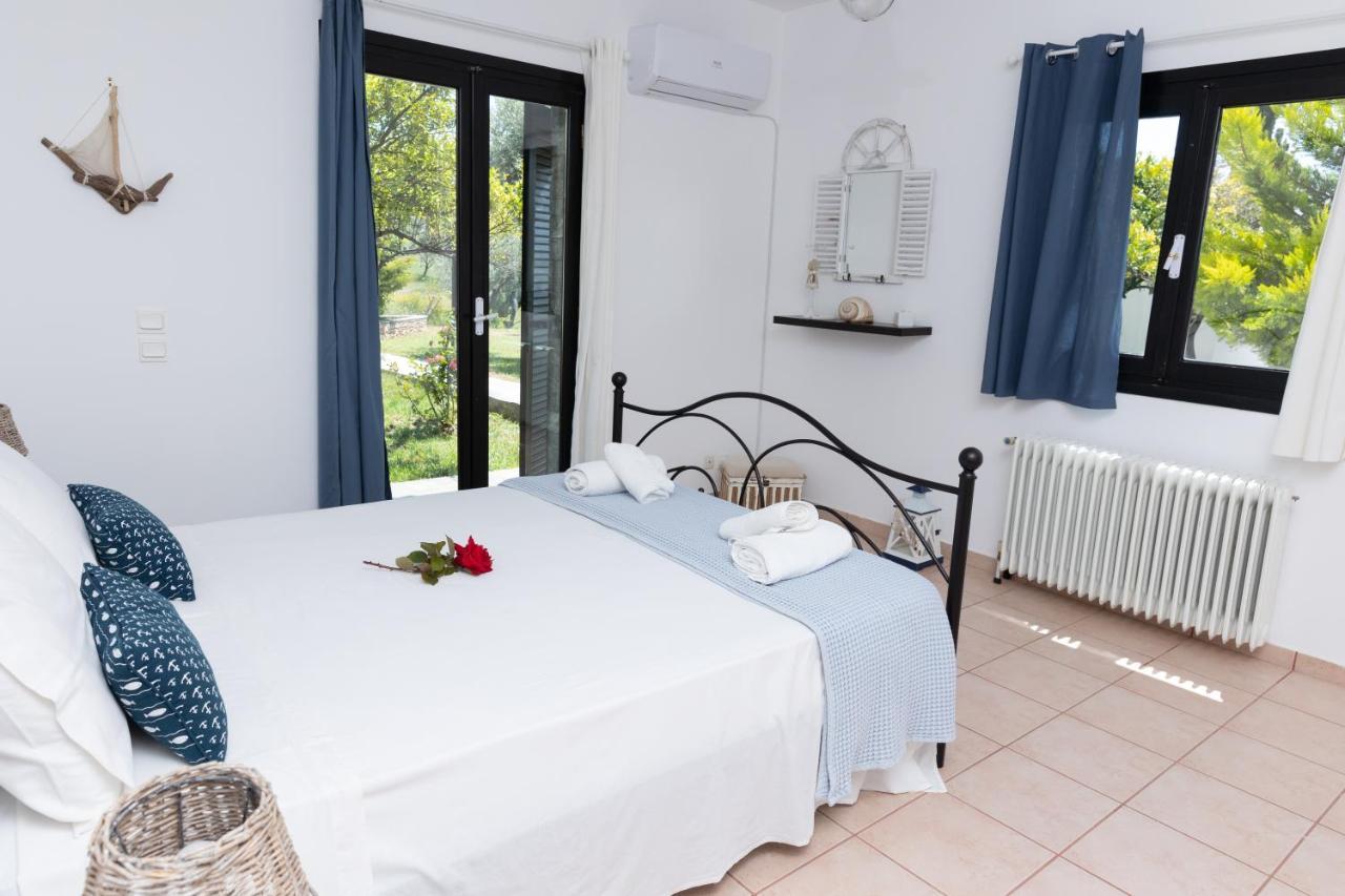Kouvelia Country Home Luxury Villa Rental Nerotrivia Bagian luar foto