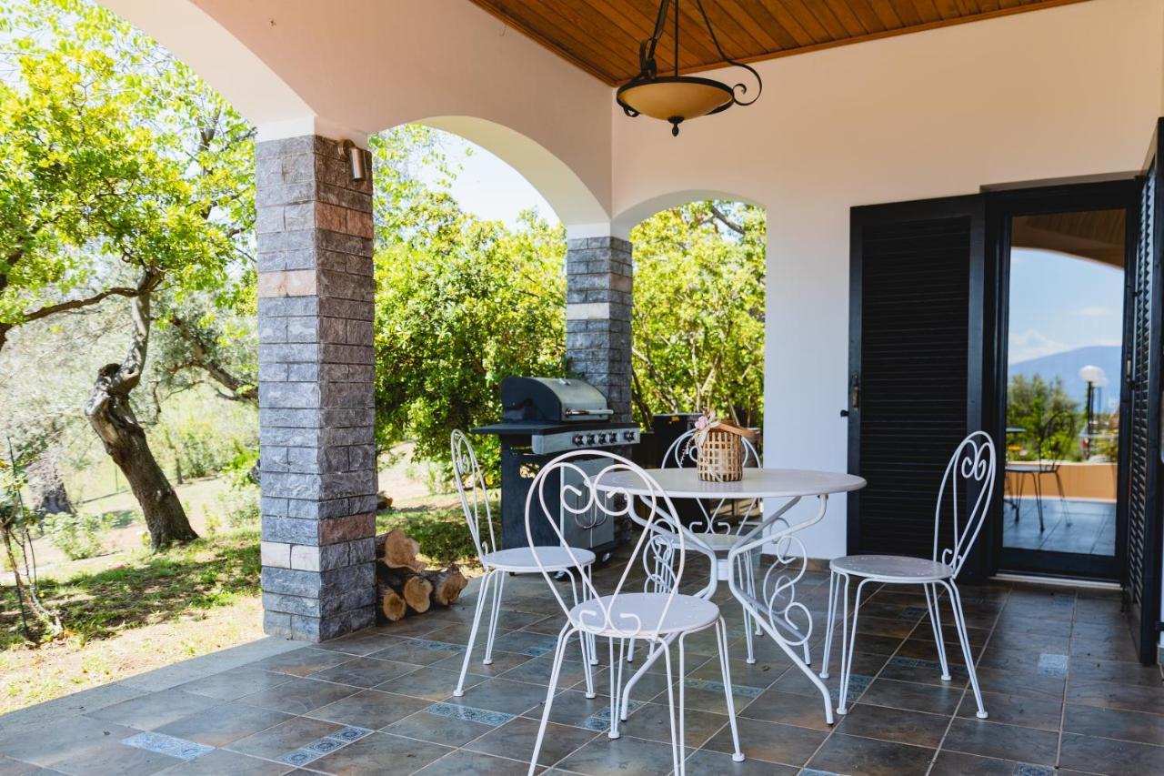 Kouvelia Country Home Luxury Villa Rental Nerotrivia Bagian luar foto