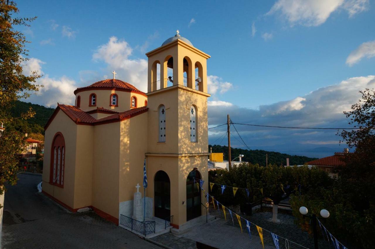 Kouvelia Country Home Luxury Villa Rental Nerotrivia Bagian luar foto